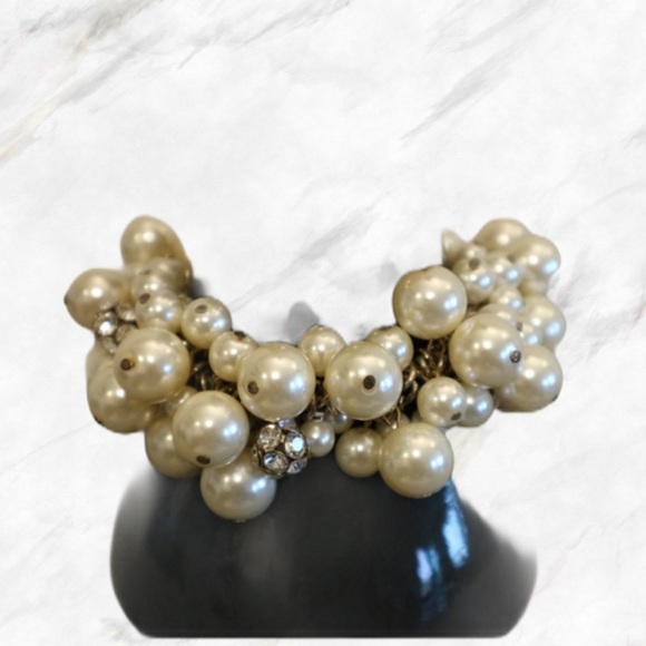 4/$30 π· Aldo | Chunky Faux-Pearl Bracelet